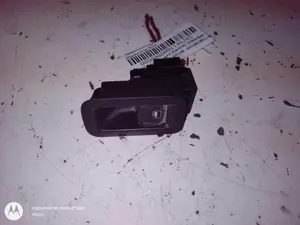 Foto de MANDO ELEVALUNAS TRASERO IZQUIERDO VOLKSWAGEN GOLF VII VARIANT (BA5) referencia 5G0868345