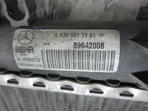 Foto de RADIADOR AGUA MERCEDES-BENZ VIANO (639) 2.1 CDI CAT (150 CV / 110 KW) referencia A6395011101 foto 2