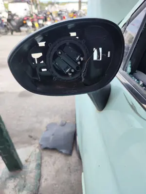 Foto de RETROVISOR IZQUIERDO FIAT 500 (150) BERLINA 1.2 CAT (69 CV / 51 KW) referencia 0735655741 foto 2
