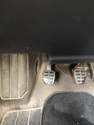 Foto de PEDAL EMBRAGUE VOLKSWAGEN GOLF III (1H1)(11.1991) 1.9 TDI (110 CV / 81 KW)