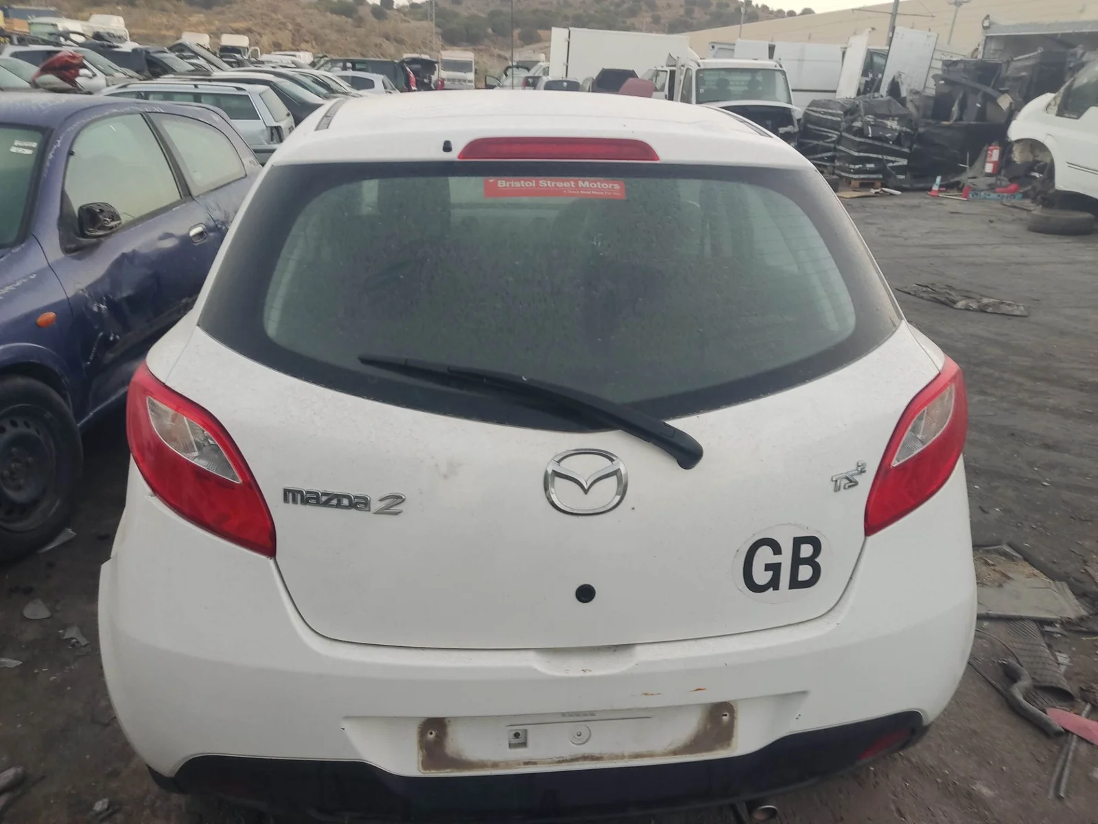 Foto de PORTON TRASERO MAZDA 2 BERLINA (DE) 1.3 16V CAT (75 CV / 55 KW)
