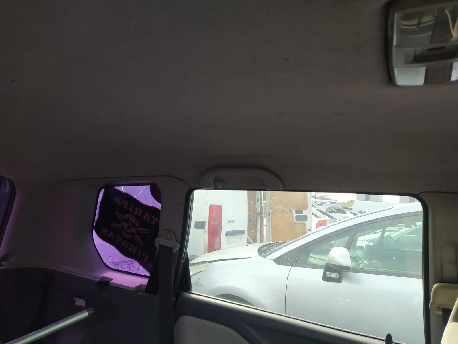 Foto de ASIDERO TECHO TRASERO IZQUIERDO MITSUBISHI SPACE STAR (DG0) 1.6 CAT (98 CV / 72 KW)