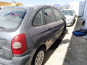 Foto de PARAGOLPES TRASERO CITROEN XSARA PICASSO 2.0 HDi CAT (RHY / DW10TD) (90 CV / 66 KW) referencia 7410R0 foto 2