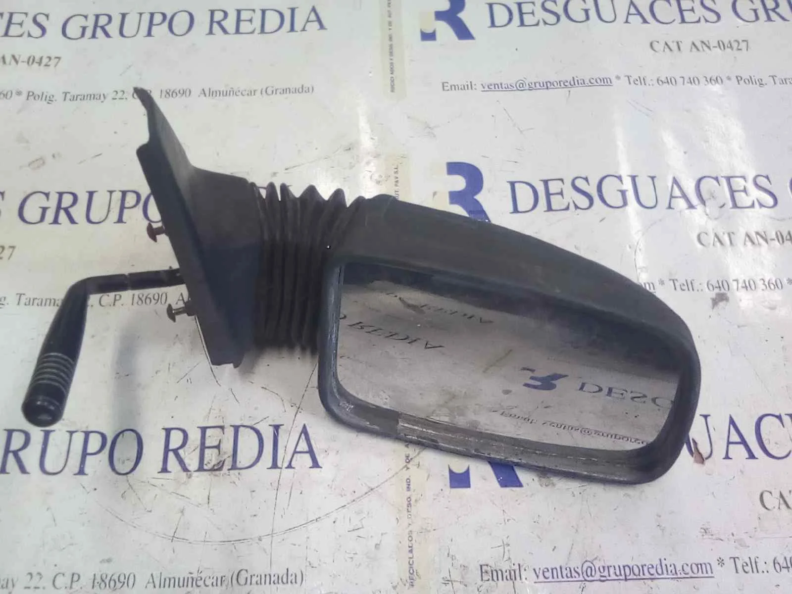 Foto de RETROVISOR DERECHO PEUGEOT 205 BERLINA