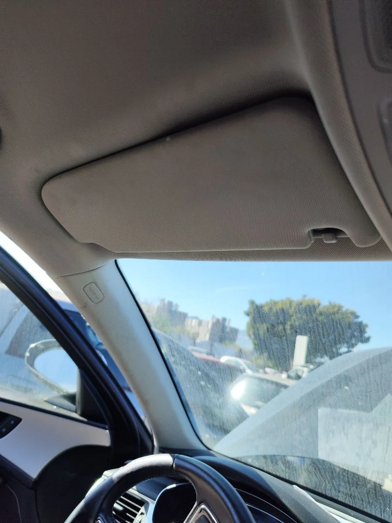 Foto de PARASOL IZQUIERDO AUDI A6 AVANT (4GD) 2.0 16V TDI (190 CV / 140 KW) referencia 4G0857551K