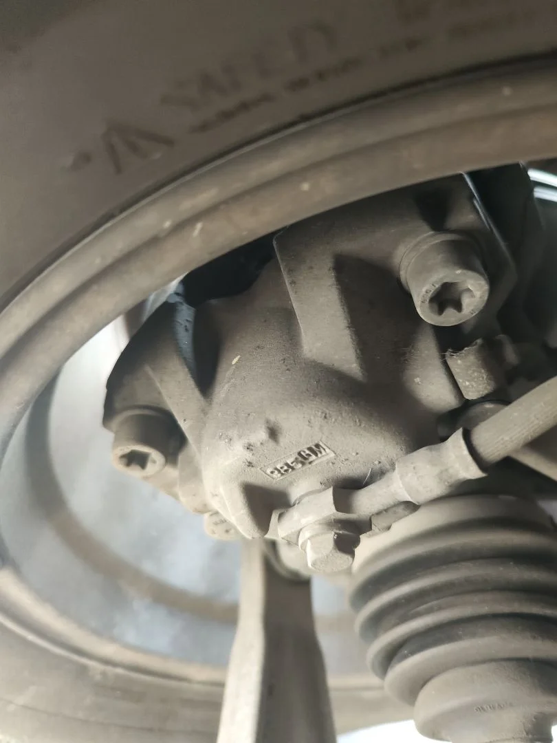 Foto de PINZA DE FRENO DELANTERA DERECHA OPEL VECTRA C BERLINA 2.2 16V DTI CAT (Y 22 DTR / L50) (125 CV / 92 KW) referencia 93172171