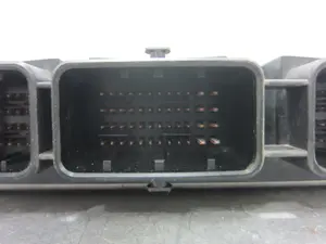 Foto de CENTRALITA MOTOR UCE CITROEN C4 BERLINA 1.6 16V HDi (90 CV / 66 KW) referencia 9653958980 foto 5