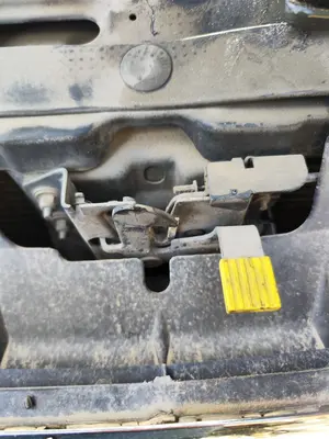 Foto de CERRADURA CAPO FORD MONDEO BERLINA (GD) 1.8 16V CAT (116 CV / 85 KW) referencia 1052484
