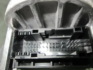 Foto de CENTRALITA AIRBAG BMW SERIE 4 COUPE (F32) referencia 0265020756 foto 3