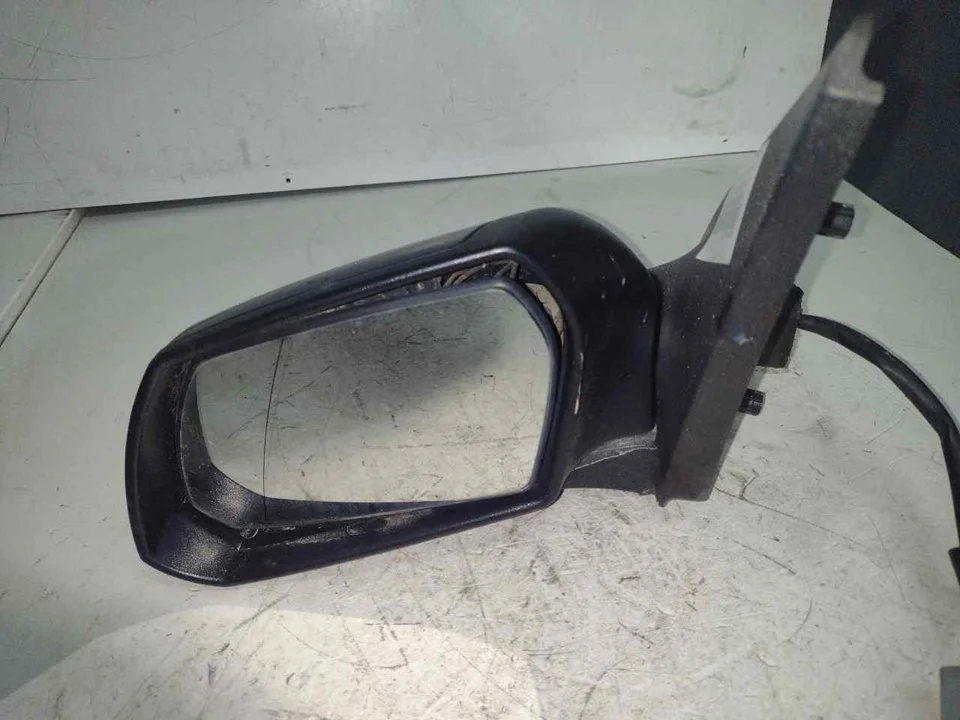 Foto de RETROVISOR IZQUIERDO FORD MONDEO TURNIER (GE) 2.0 TDCi CAT (131 CV / 96 KW) referencia 014119
