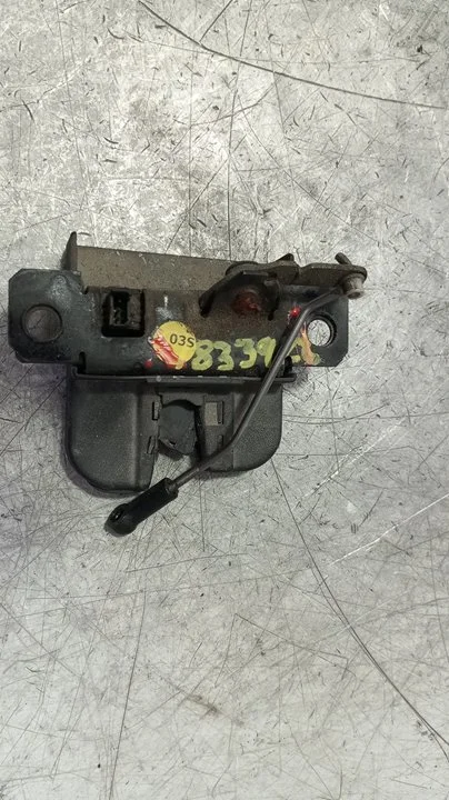 Foto de NO IDENTIFICADO VOLKSWAGEN CADDY (2K)(02.2004) 2.0 SDI (69 CV / 51 KW) referencia 2K0827505C