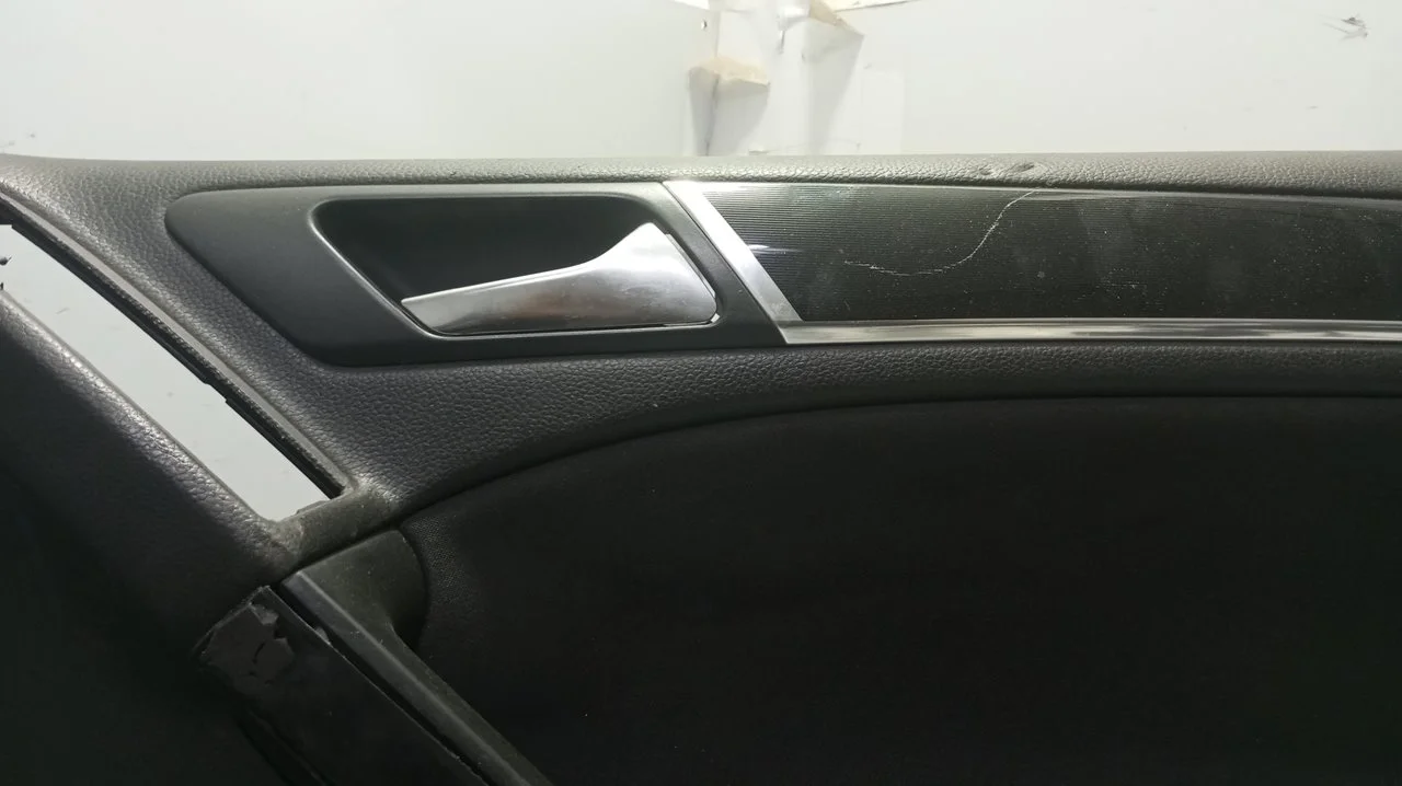 Foto de MANETA INTERIOR DELANTERA DERECHA VOLKSWAGEN GOLF VI (5K1)(10.2008) 2.0 TDI DPF (170 CV / 125 KW) referencia 5K3868714A