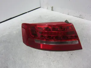 Foto de PILOTO TRASERO IZQUIERDO AUDI A5 CABRIOLET (8F7) 2.7 V6 24V TDI (190 CV / 140 KW) referencia 8T0945095D