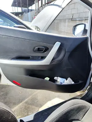 Foto de GUARNECIDO PUERTA DELANTERA IZQUIERDA KIA CEED (JD) 1.4 CAT (99 CV / 73 KW)