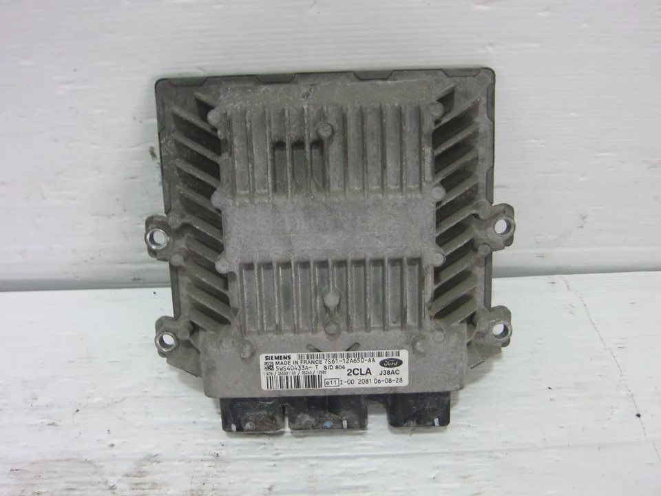 Foto de CENTRALITA MOTOR UCE FORD FIESTA (CBK) 1.4 TDCi CAT (68 CV / 50 KW) referencia 7S6112A650AA