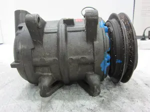 Foto de COMPRESOR AIRE ACONDICIONADO NISSAN TERRANO II (R20) referencia 926000X000 foto 7
