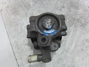 Foto de BOMBA DIRECCION FORD KA (CCQ) 1.3 CAT (60 CV / 44 KW) foto 2