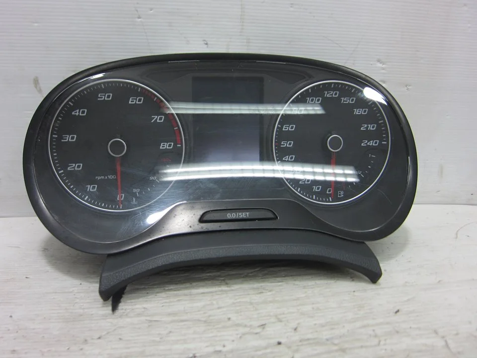 Foto de CUADRO INSTRUMENTOS SEAT IBIZA (6P1) 1.0 (75 CV / 55 KW) referencia 6P0920740B