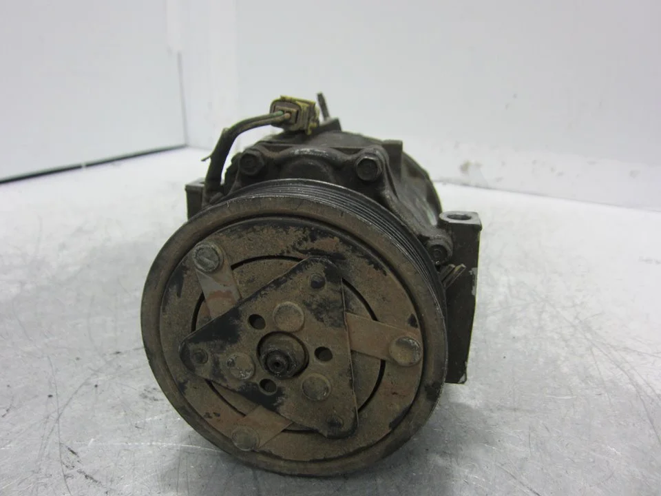 Foto de COMPRESOR AIRE ACONDICIONADO PEUGEOT 407 referencia 9648138980