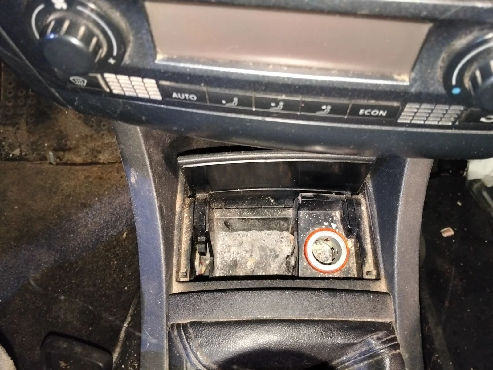 Foto de CENICERO SEAT IBIZA (6L1)