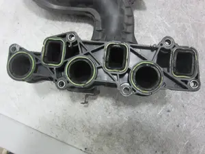 Foto de COLECTOR ADMISION PORSCHE CAYENNE (TIPO 92A) referencia 059129711CF foto 6
