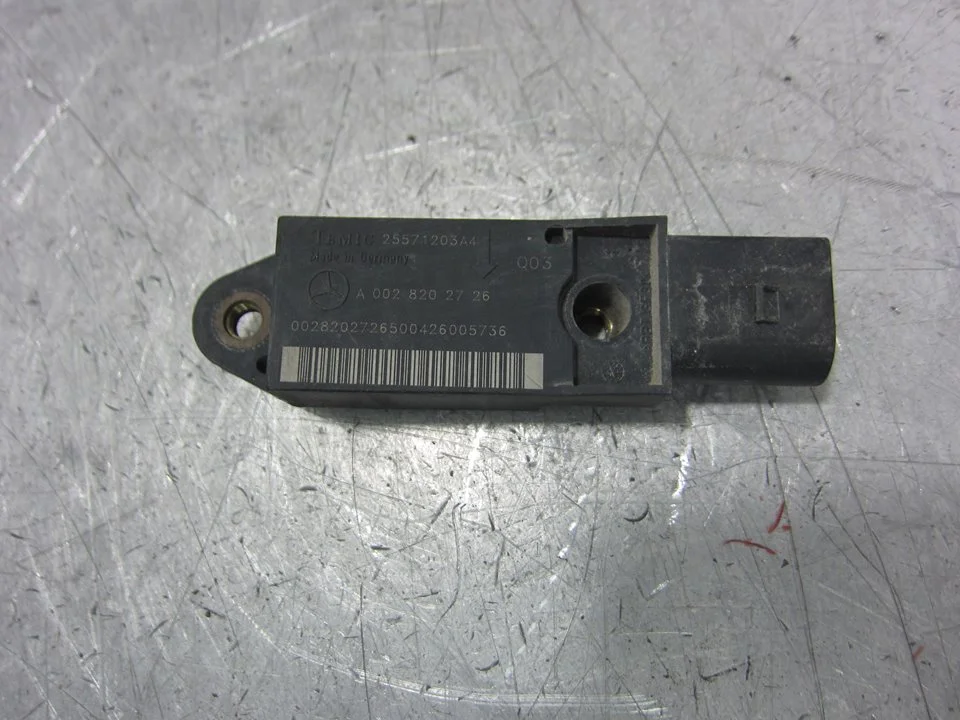 Foto de SENSOR MERCEDES-BENZ CLS (BM 219) 5.0 V8 24V CAT (306 CV / 225 KW) referencia A0028202726