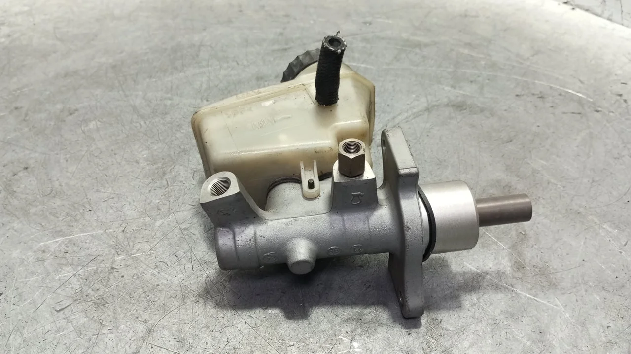 Foto de BOMBA FRENO BMW SERIE 3 BERLINA (E46) 2.0 16V Diesel CAT (136 CV / 100 KW) referencia 03350884262