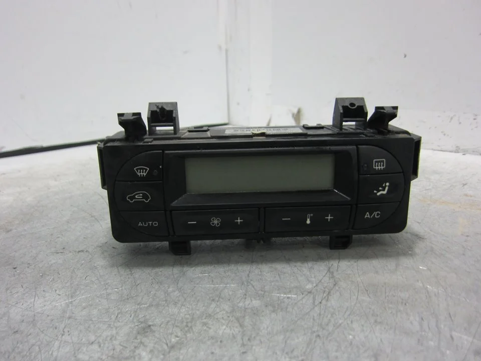 Foto de MANDO CALEFACCION / AIRE ACONDICIONADO CITROEN C3 1.4 (73 CV / 54 KW) referencia 96377775XT
