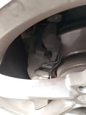 Foto de PINZA DE FRENO DELANTERA DERECHA AUDI A4 BERLINA (8K2) 2.0 16V TDI (143 CV / 105 KW)