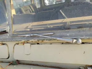 Foto de BRAZO LIMPIA DELANTERO IZQUIERDO LAND ROVER ROVER SANTANA ROVER (14,42 CVF)