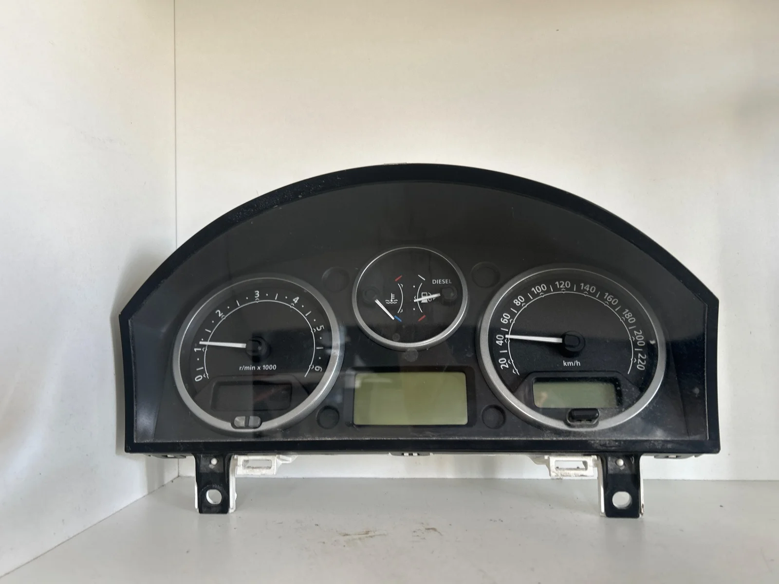 Foto de CUADRO INSTRUMENTOS LAND ROVER DISCOVERY (LT) 4.0 V8 CAT (185 CV / 136 KW) referencia YAC500046