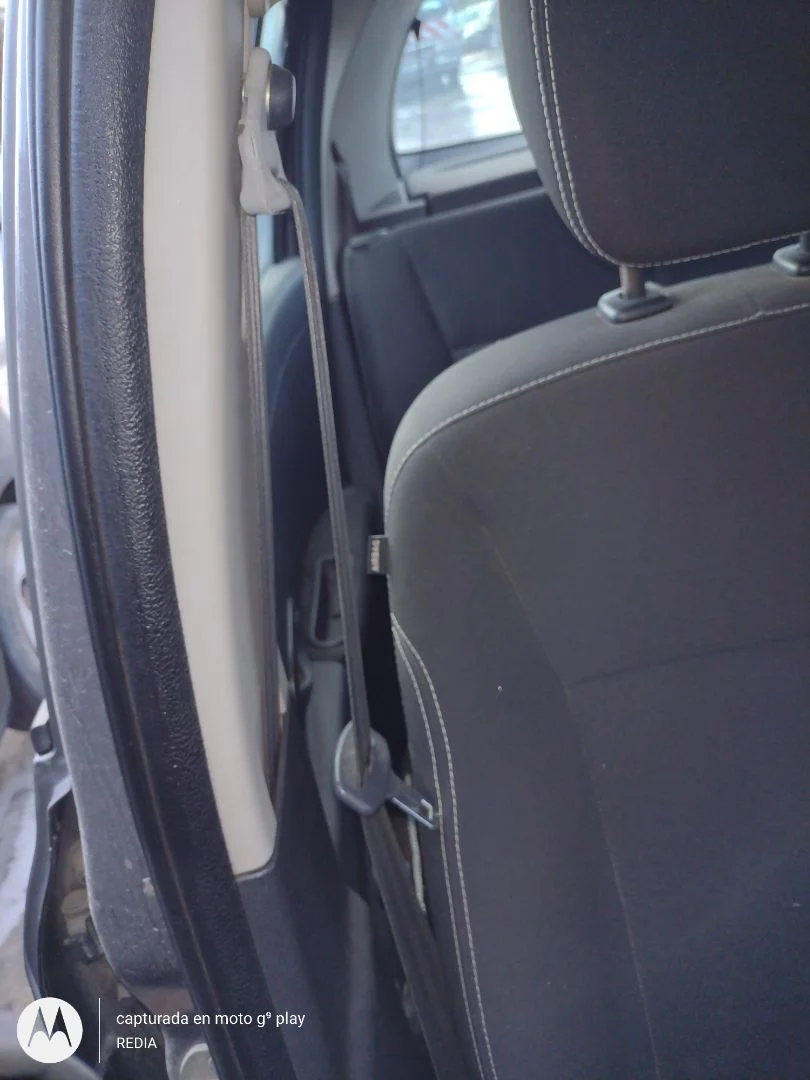 Foto de CINTURON SEGURIDAD DELANTERO DERECHO RENAULT CLIO III 1.2 16V (75 CV / 55 KW)