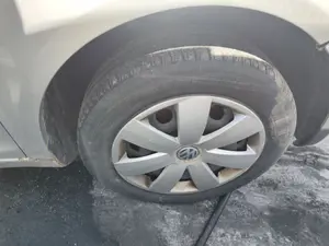 Foto de LLANTA VOLKSWAGEN TOURAN (1T1) 1.9 TDI (105 CV / 77 KW)