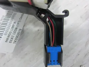 Foto de MANDO LIMPIA SEAT LEON (1P1) 1.9 TDI (105 CV / 77 KW) referencia 1K0953519 foto 3