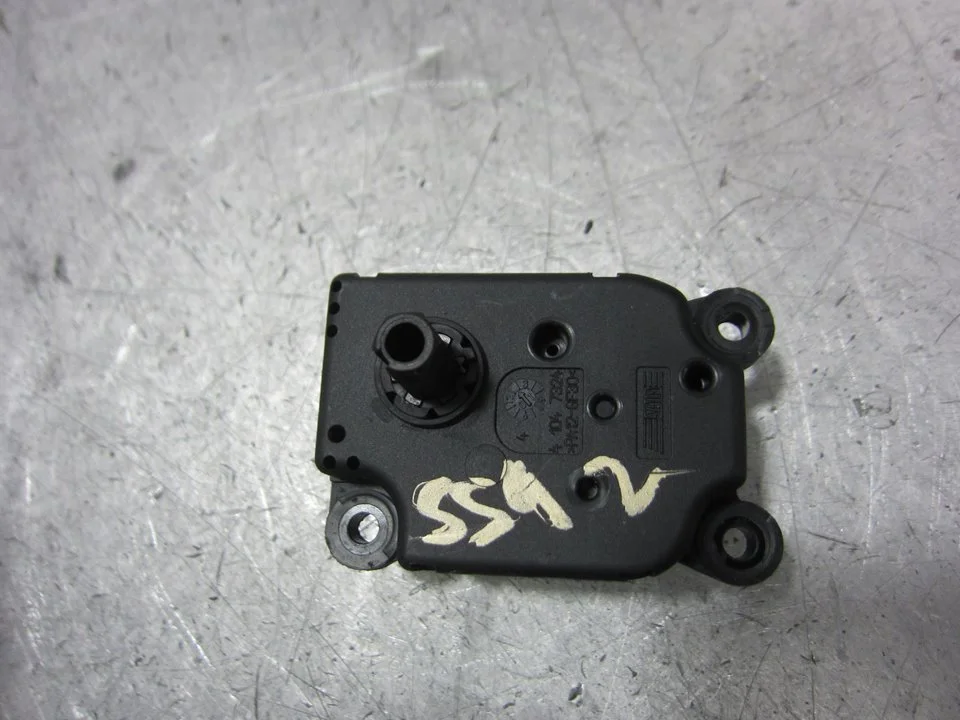 Foto de MOTOR APERTURA TRAMPILLA JAGUAR X-TYPE 3.0 V6 24V CAT (230 CV / 169 KW) referencia 1S7H19E616AA
