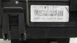Foto de CAJA RELES / FUSIBLES MG HS 1.5 Turbo (161 CV / 119 KW) referencia 10888784 foto 3