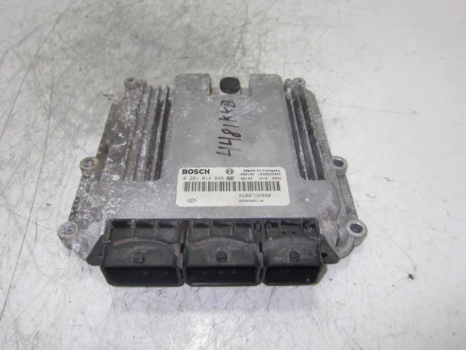 Foto de CENTRALITA MOTOR UCE RENAULT LAGUNA III BERLINA 2.0 dCi Diesel CAT (131 CV / 96 KW) referencia 0281014646