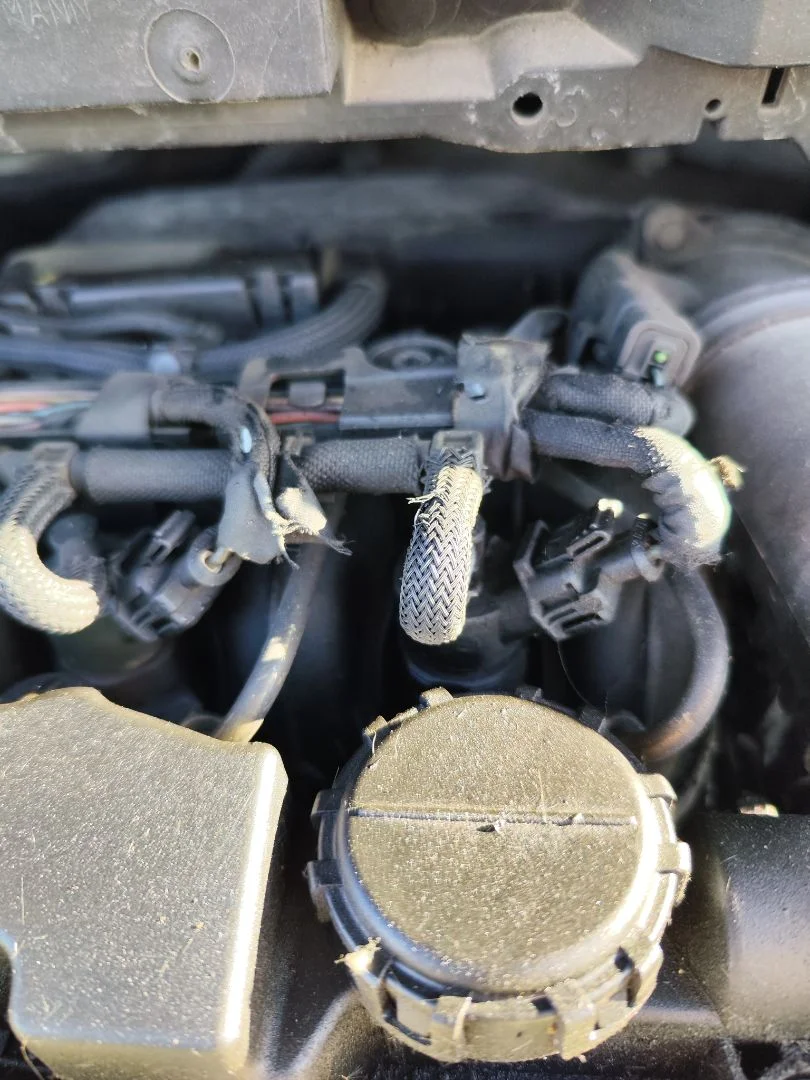 Foto de CAJA FILTRO AIRE CITROEN C4 BERLINA 1.6 16V HDi (90 CV / 66 KW)