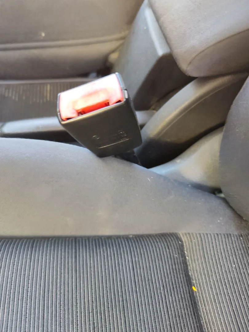 Foto de ENGANCHE CINTURON DELANTERO IZQUIERDO VOLKSWAGEN GOLF PLUS V (5M1) 1.9 TDI (105 CV / 77 KW)