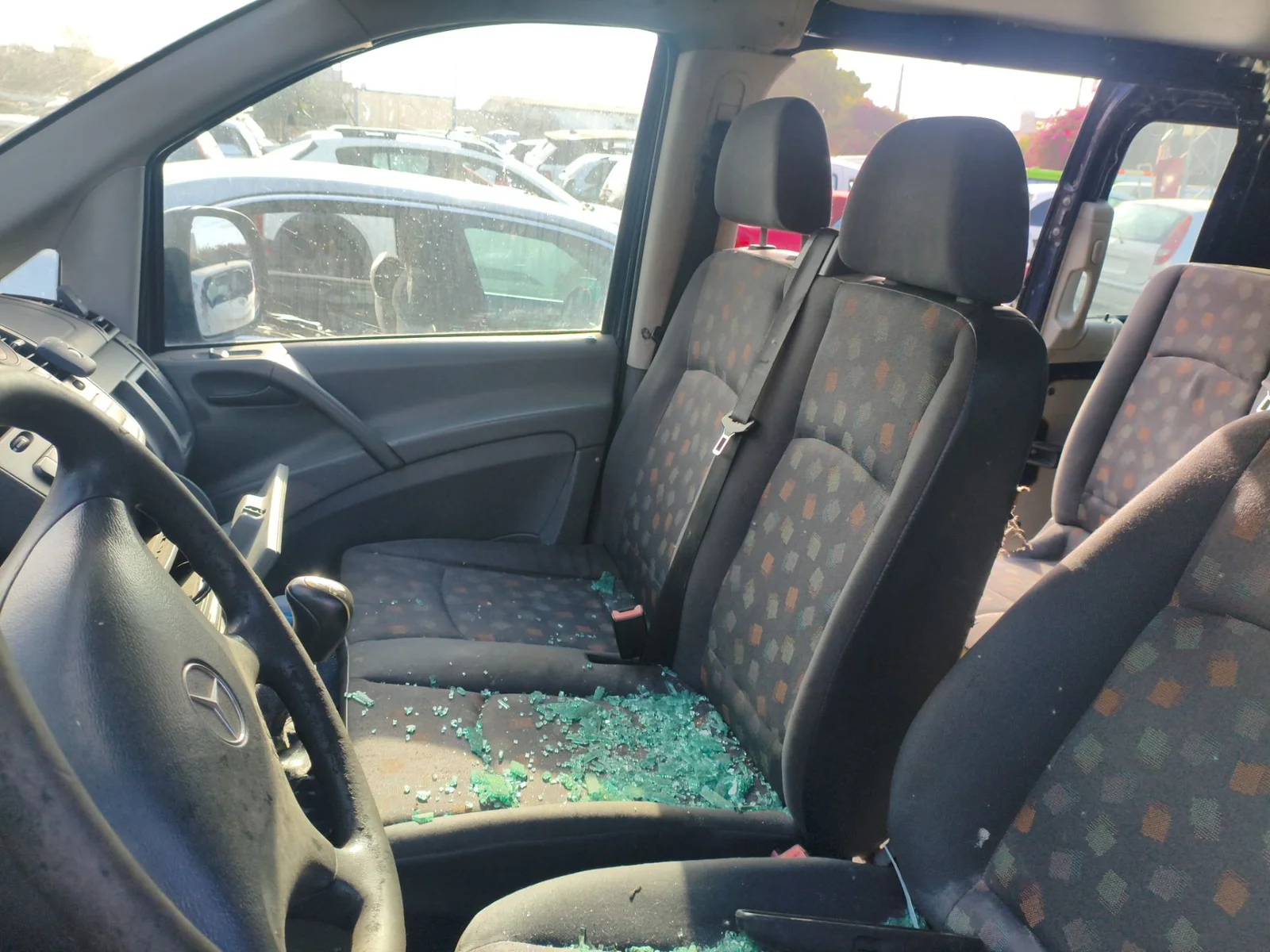 Foto de ASIENTO DELANTERO DERECHO MERCEDES-BENZ VITO MIXTO (639) 2.1 CDI CAT (109 CV / 80 KW)