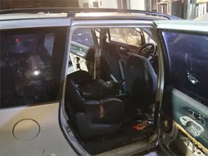 Foto de GOMAS CONTORNO PUERTA SEAT ALHAMBRA (7V9)