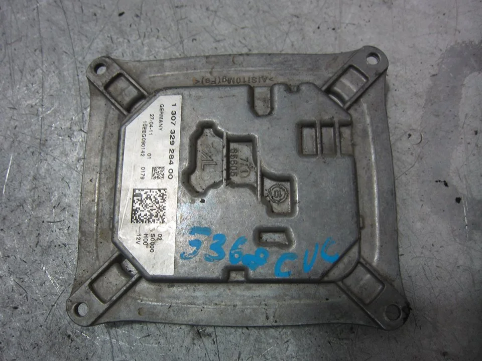 Foto de CENTRALITA FAROS XENON ALFA ROMEO GIULIETTA (191) 2.0 JTDM CAT (175 CV / 129 KW) referencia 130732928400