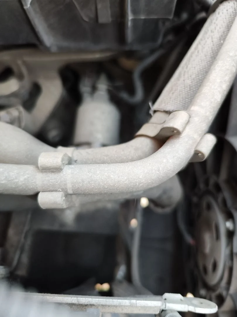 Foto de MOTOR ARRANQUE VOLKSWAGEN POLO V (6R1) 1.2 (60 CV / 44 KW)