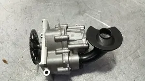 Foto de BOMBA ACEITE BMW SERIE M6 GRAN COUPE (F06) 4.4 V8 32V (560 CV / 412 KW) referencia 1705190028