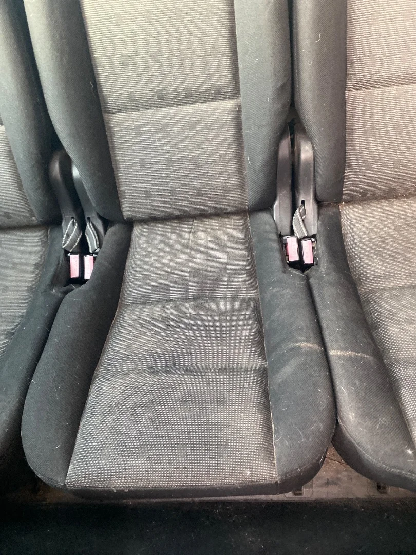 Foto de ENGANCHE CINTURON TRASERO IZQUIERDO PEUGEOT 307 BREAK / SW (S1)(04.2002) 2.0 16V HDi FAP CAT (RHR / DW10BTED4) (136 CV / 100 KW)