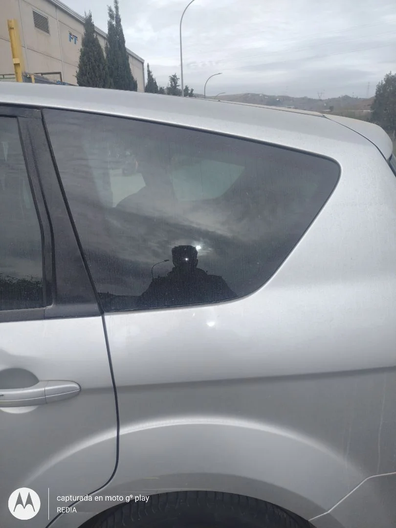 Foto de LUNA CUSTODIA TRASERA IZQUIERDA FORD S-MAX (CA1) 2.0 TDCi CAT (140 CV / 103 KW)