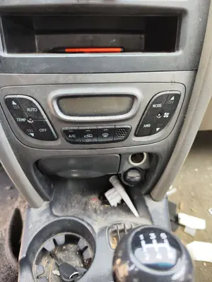 Foto de MANDO CALEFACCION / AIRE ACONDICIONADO HYUNDAI SANTA FE (SM) 2.4 CAT (146 CV / 107 KW)