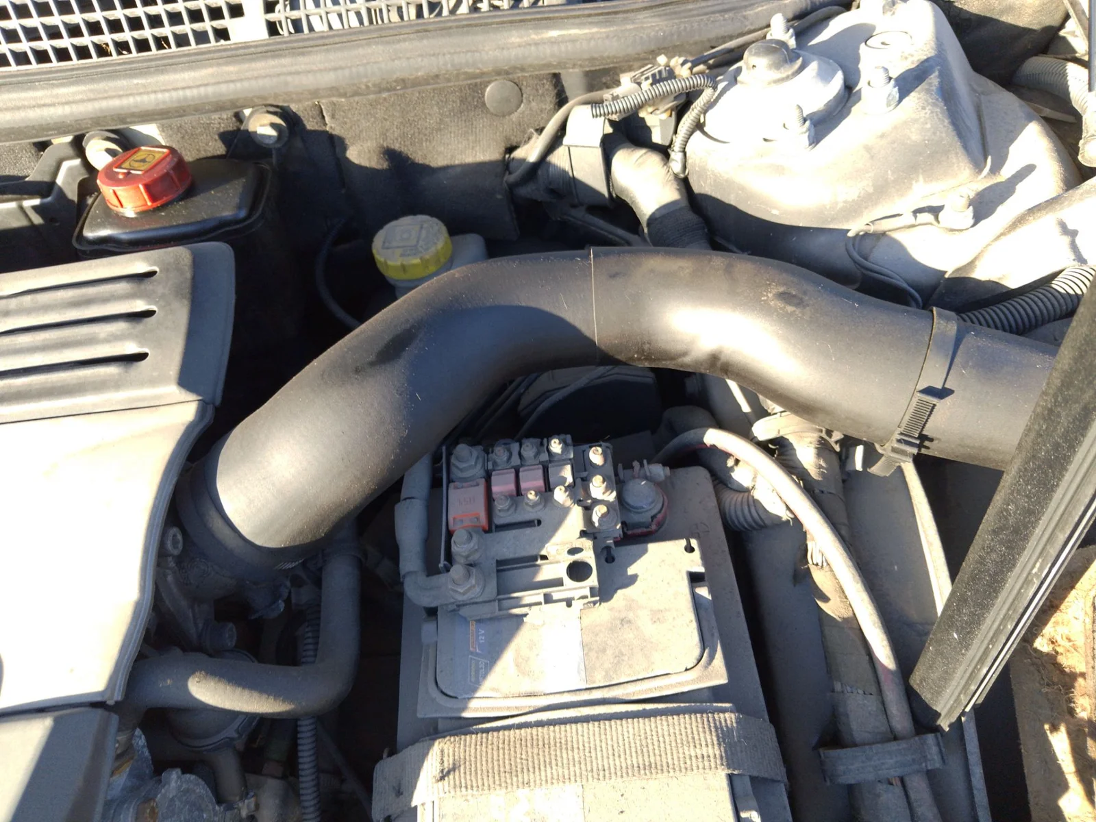 Foto de MANGUERAS INTERCOOLER ALFA ROMEO 147 (190) 1.9 JTD CAT (110 CV / 81 KW)