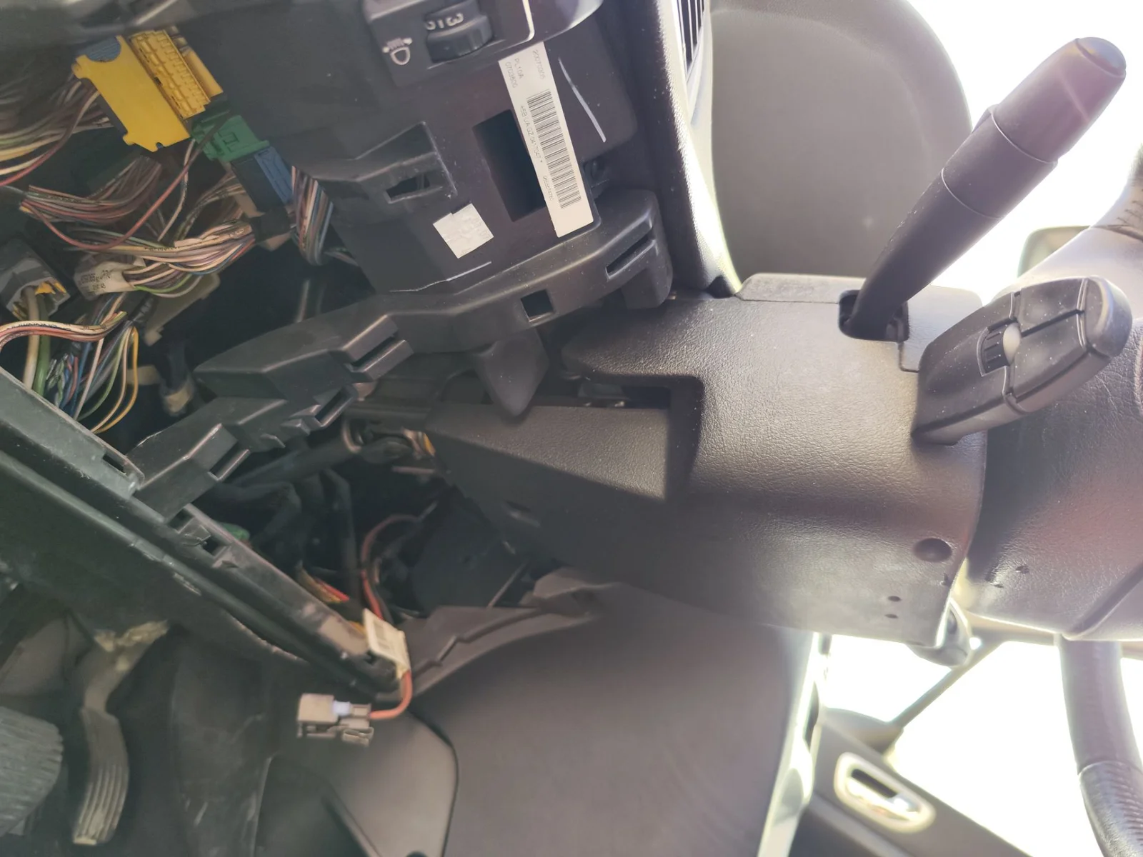 Foto de COLUMNA DIRECCION PEUGEOT 307 BREAK/ SW (S2) 2.0 16V HDi FAP CAT (RHR / DW10BTED4) (136 CV / 100 KW)