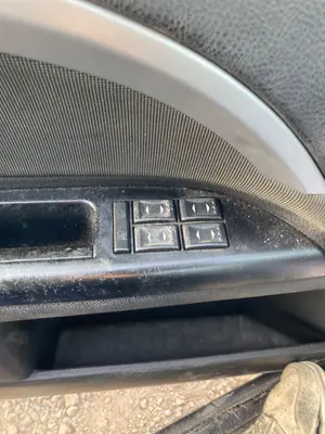 Foto de MANDO ELEVALUNAS DELANTERO IZQUIERDO FORD MONDEO BERLINA (GE)
